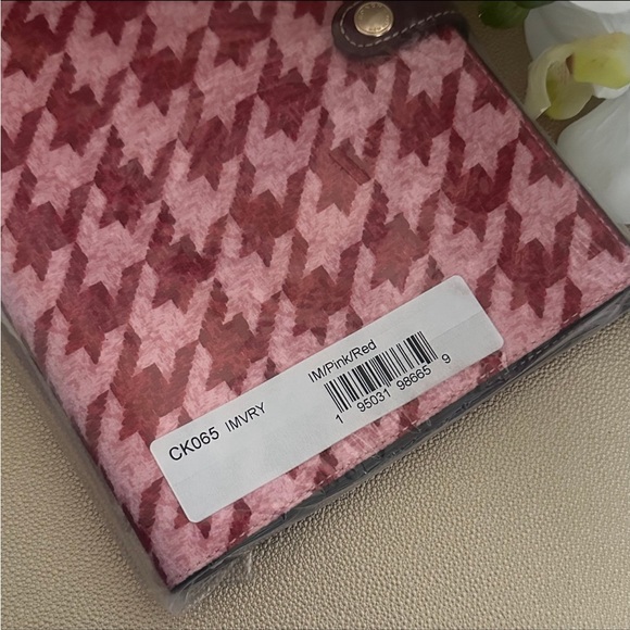 NWT ♥️ Coach LIMITED EDITION Houndstooth Notebook • Signature Canvas & Leather - Picture 6 of 7